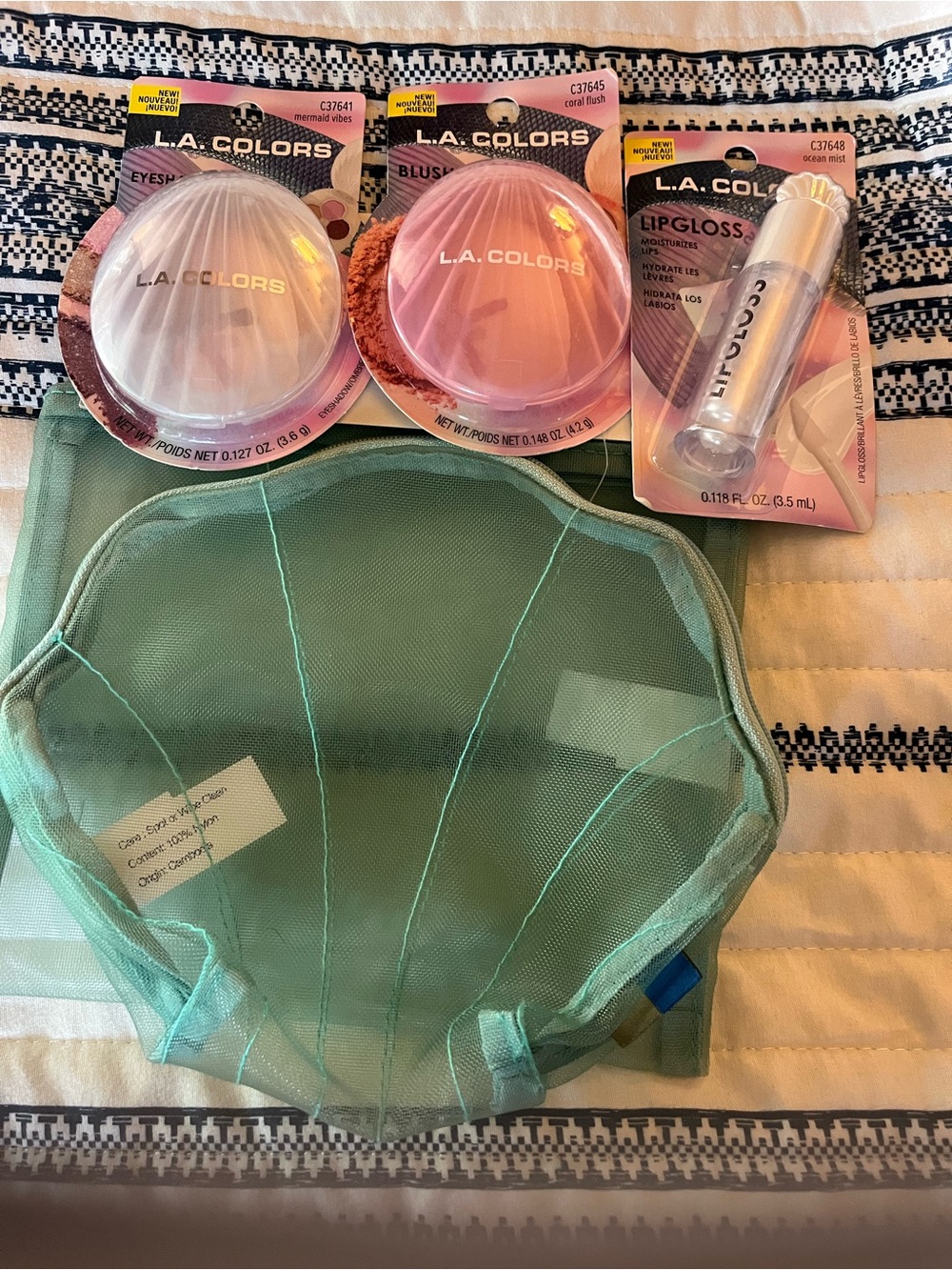 Open Story Mint Mesh Shell Pouch Set